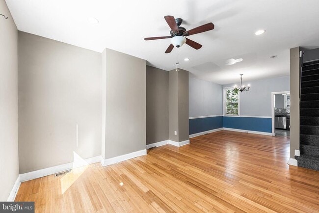 Building Photo - 3088 Weikel St