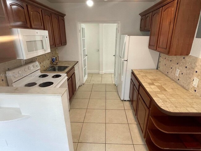 Foto del edificio - 1021 N Victoria Park Rd