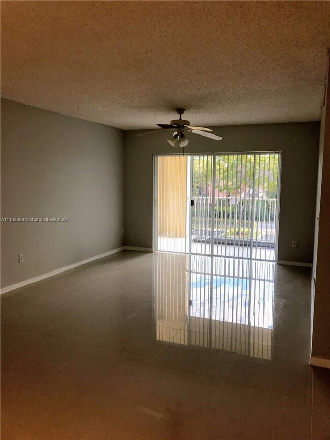 Building Photo - 2640 S University Dr