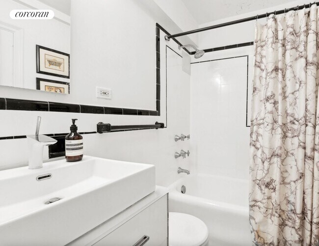 Foto del edificio - 200 E 16th St