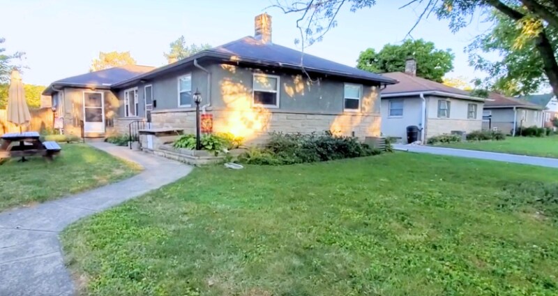 Primary Photo - 4919 Fuller Dr