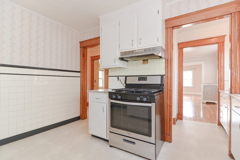 64 Amsden St Unit 1, Arlington, MA 02474 Apartments in Arlington, MA