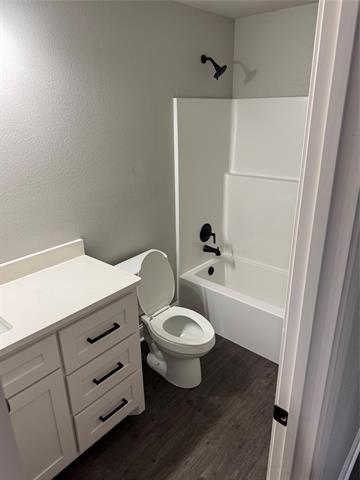 Building Photo - 333 Woodstock Ln