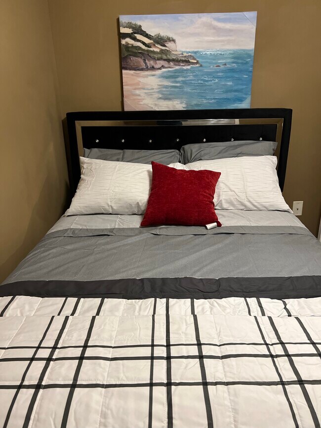 Foto del edificio - Clarksville Furnished  Home