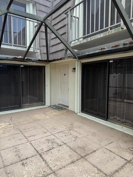 Building Photo - 6927 69th Way