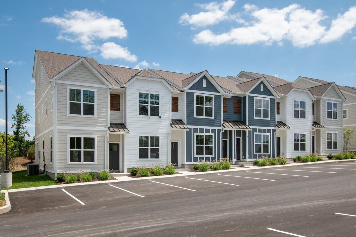 1170 Dickerson Pike, Goodlettsville, TN 37072 Townhome Rentals in