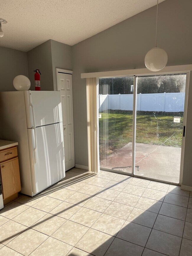 Foto del edificio - Quiet & Cozy Wesley Chapel Home with Great Yard – $1,850/mo