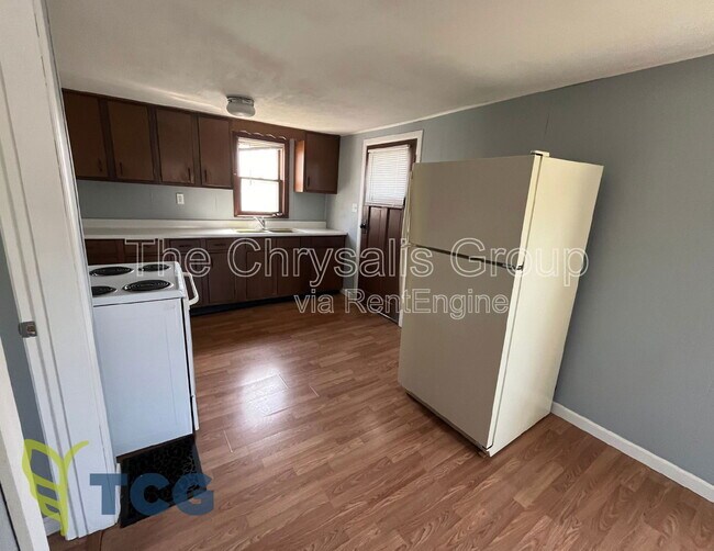 Foto del edificio - 1305 W Jefferson St
