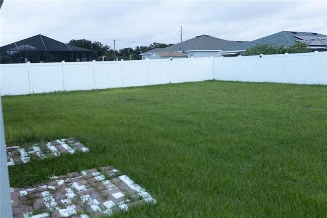 Building Photo - 213 Talladega Ln