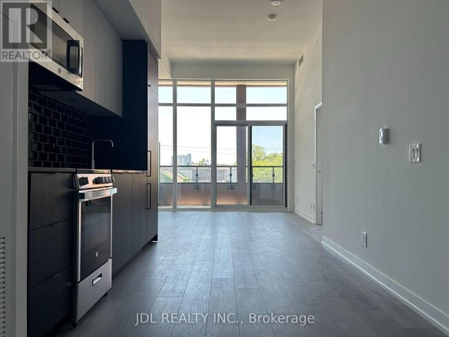 Photo du bâtiment - 285 Dufferin St