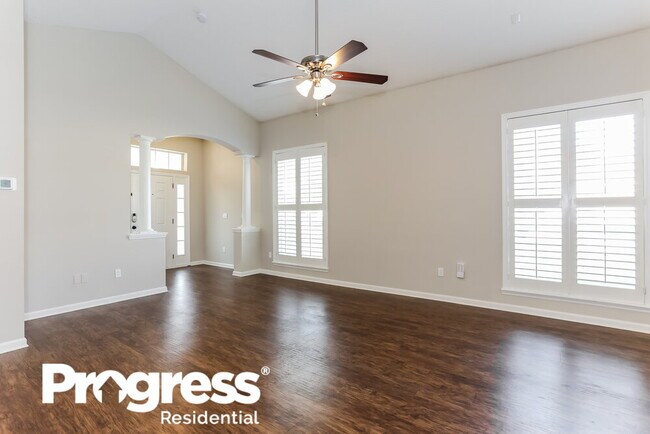 Foto del edificio - 2837 Cross Creek Dr
