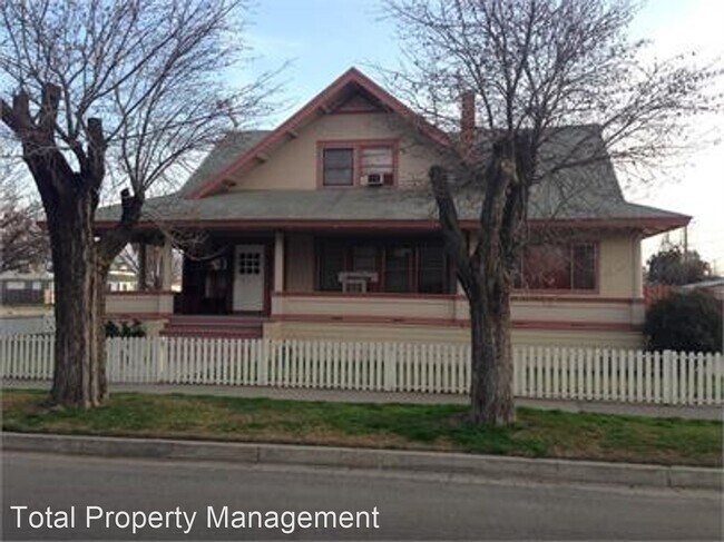 Building Photo - 6 br, 2 bath House - 205 S. H St.