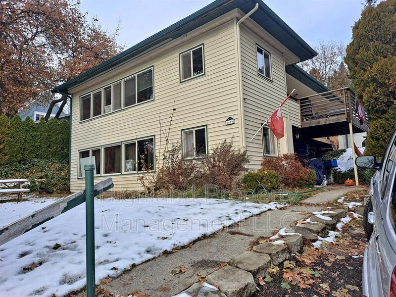 Primary Photo - 1610 NE Gaines St