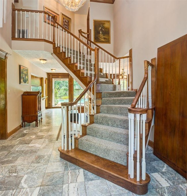 Building Photo - 18018 Mahogany Forest Dr