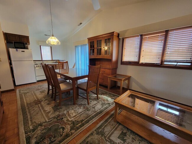 Foto del edificio - 33 Brooklyn Ave