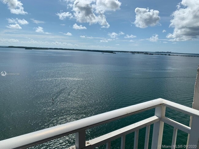 Foto del edificio - 770 Claughton Island Dr