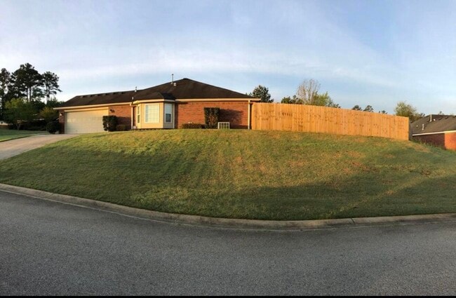 Building Photo - 1501 Cedar Hill Trail