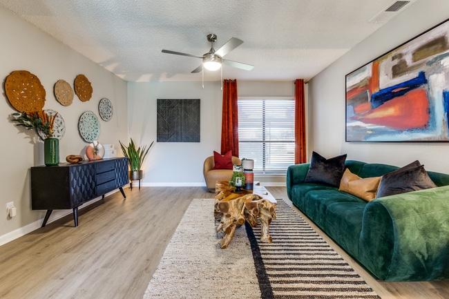 Building Photo - The Reid Apartments