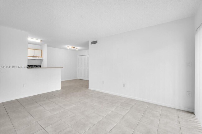Building Photo - 7230 NW 179th St