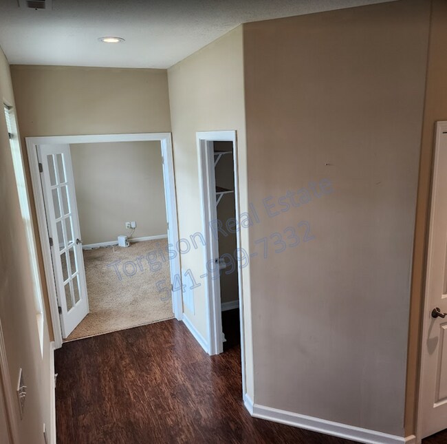 Foto del edificio - 5828 Trail Creek Dr