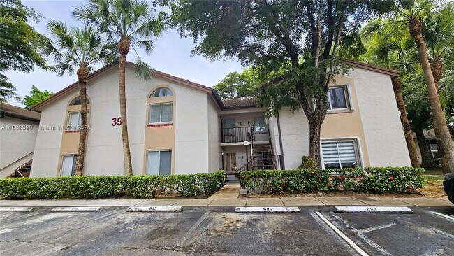 Building Photo - 9277 SW 138th Pl