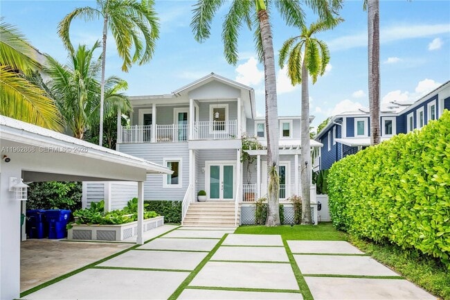 Foto del edificio - 745 NE 77th St