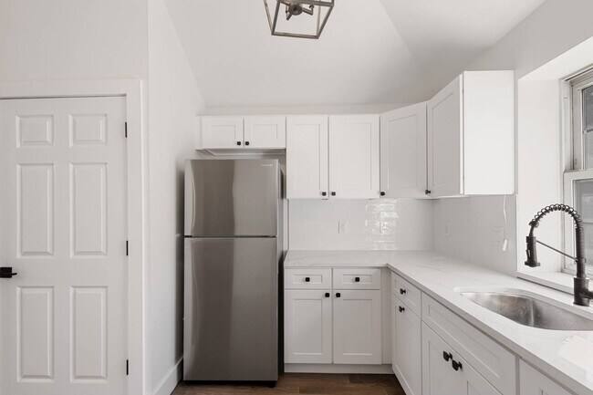 Foto del edificio - 1549 Haight Ave