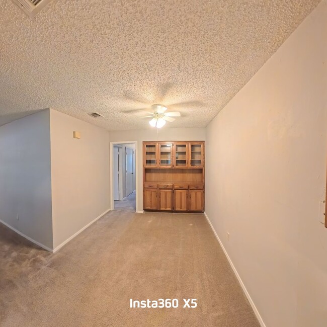 Building Photo - 7324 Davis Blvd