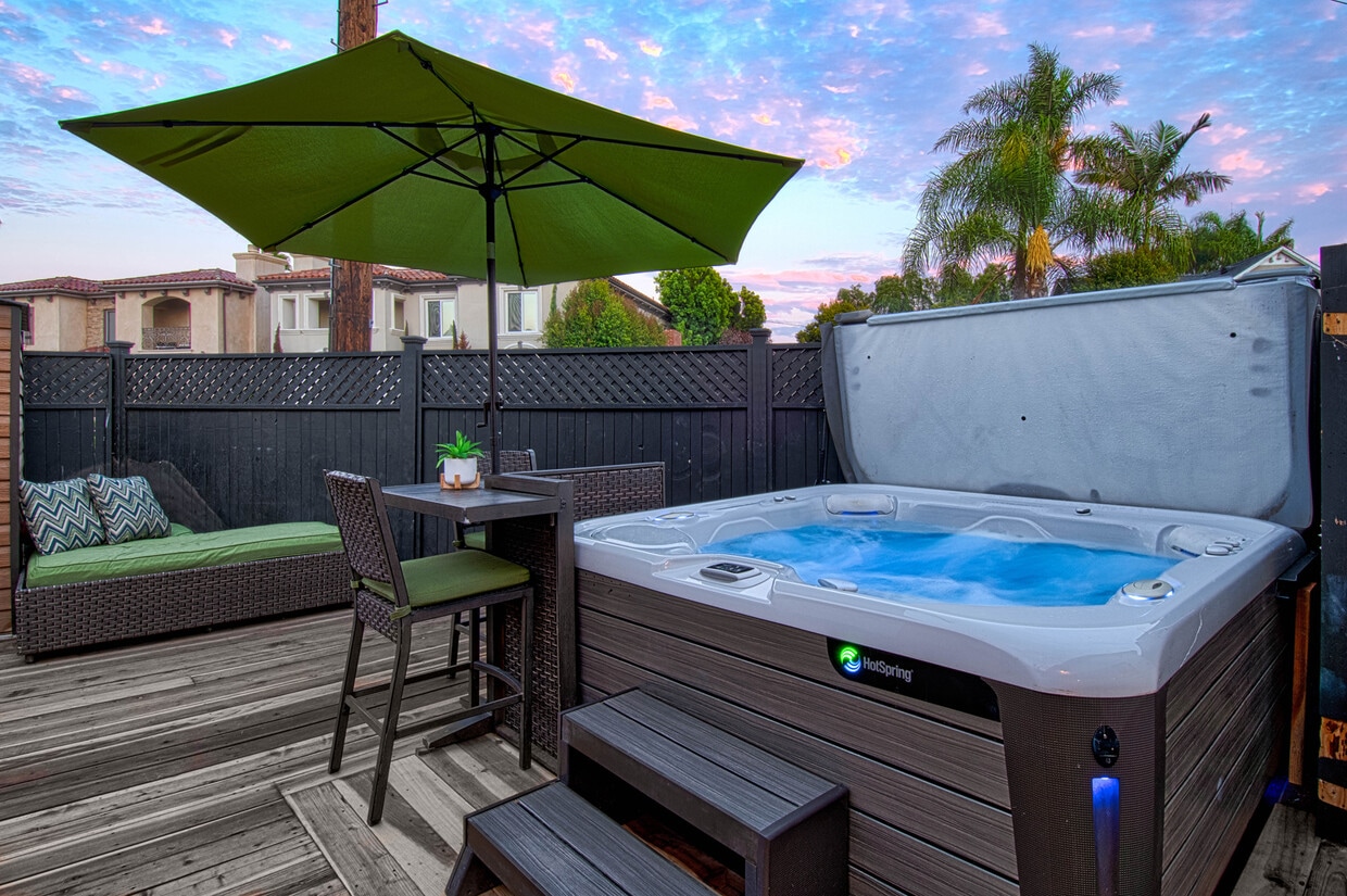 Photo - 3200 Clay St (Newport Beach, CA)