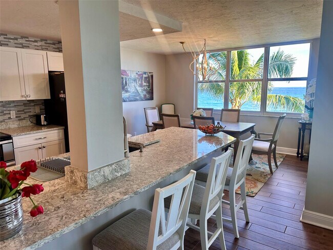 Foto del edificio - 1147 Hillsboro Mile