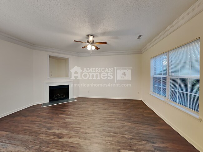 Building Photo - 423 Buckboard Lane