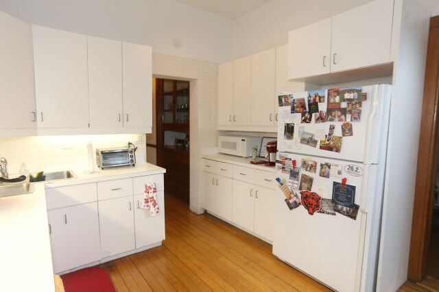 Foto del edificio - 2661 N Burling St