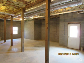 Building Photo - 1824 Lower Ridgewood Blvd