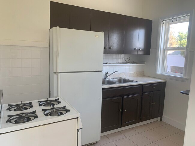 Kitchen (stove replaced since) - 1759 Hillhurst Ave