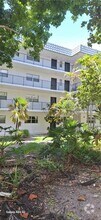 Building Photo - 3300 Spanish Moss Terrace