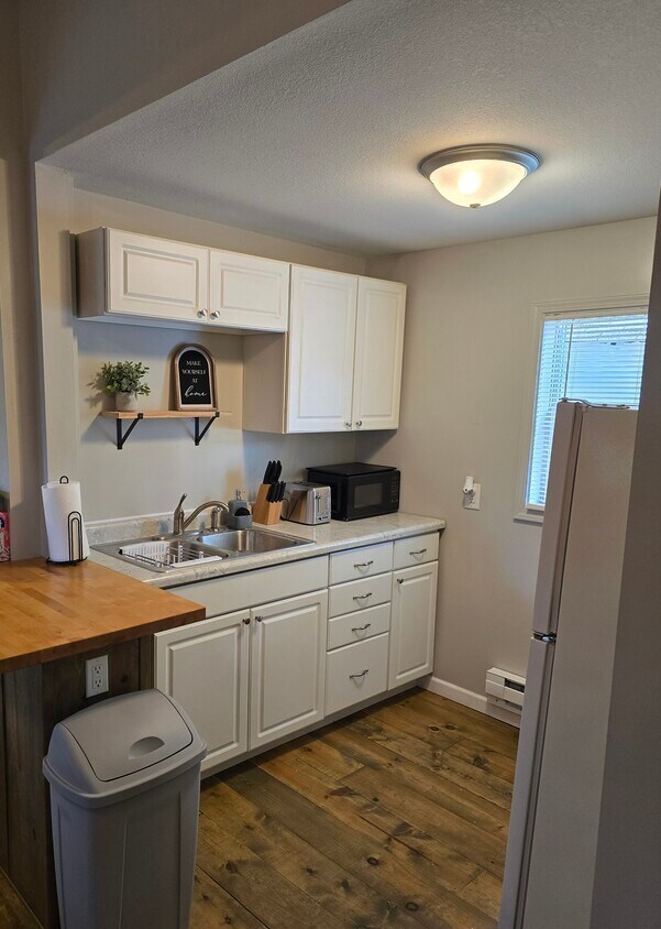 Foto principal - 310.5 Cottage Ct