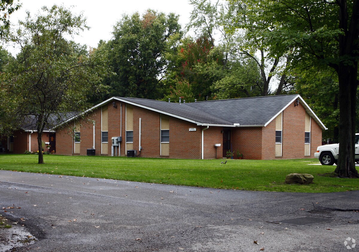 Primary Photo - Concord Apartments