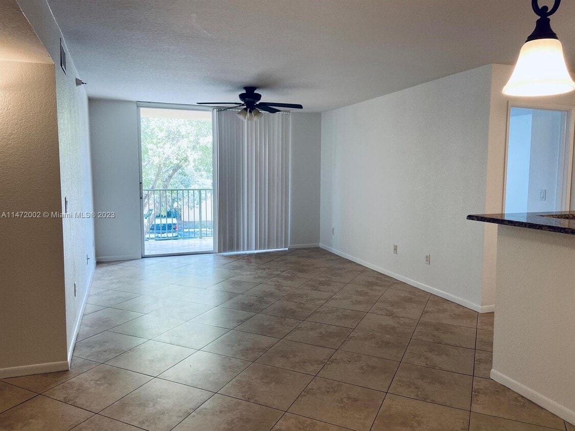 107 Yacht Club Way Unit 205, Hypoluxo, FL 33462 Condo for Rent in