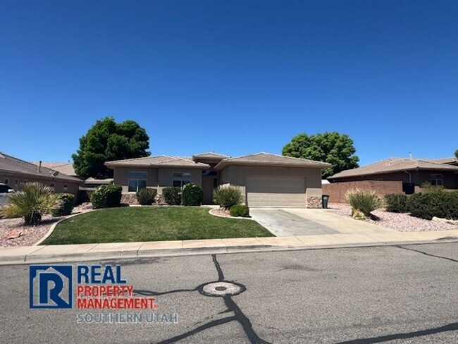 Foto del edificio - 4 Bedroom near Costco