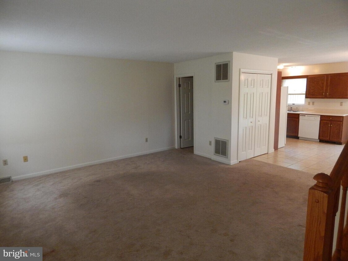 85 Leatherman Dr, Falling Waters, WV 25419 Townhome Rentals in