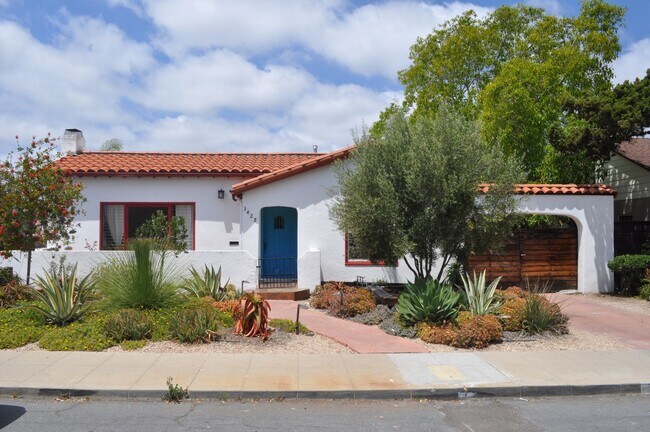 Building Photo - North Park 4BR/ 2BA "1,800 Square Feet" Si...