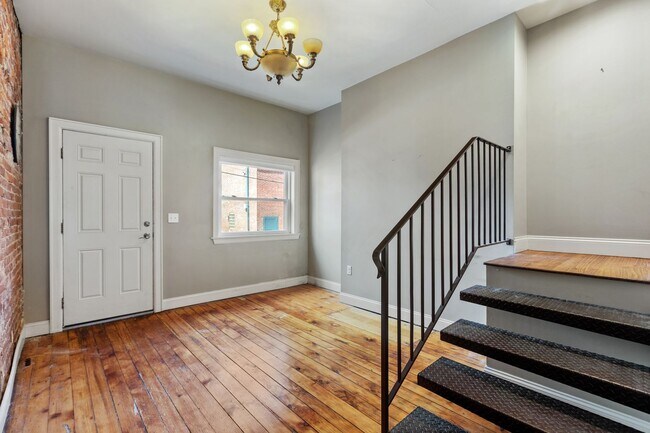 Foto del edificio - Beautiful Home for Rent