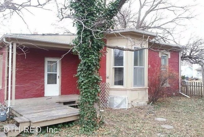 Building Photo - 2 br, 1 bath House - 703 Rural