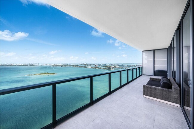 Foto del edificio - 788 NE 23rd St