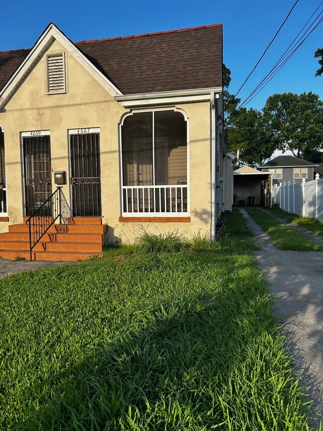 Building Photo - 4667 Western St