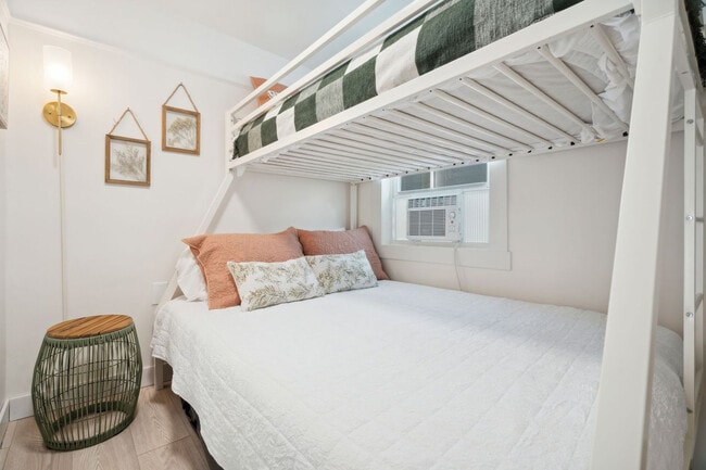 Building Photo - 4 Keefe Ave