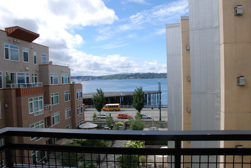 Primary Photo - 2000 Alaskan Way