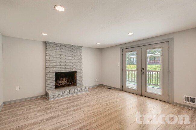 Foto del edificio - 11 Swan Dr