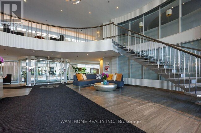 Photo du bâtiment - 313-313 Richmond St E