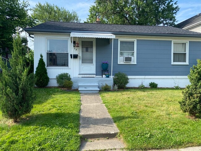 Building Photo - 528 E Cambourne St